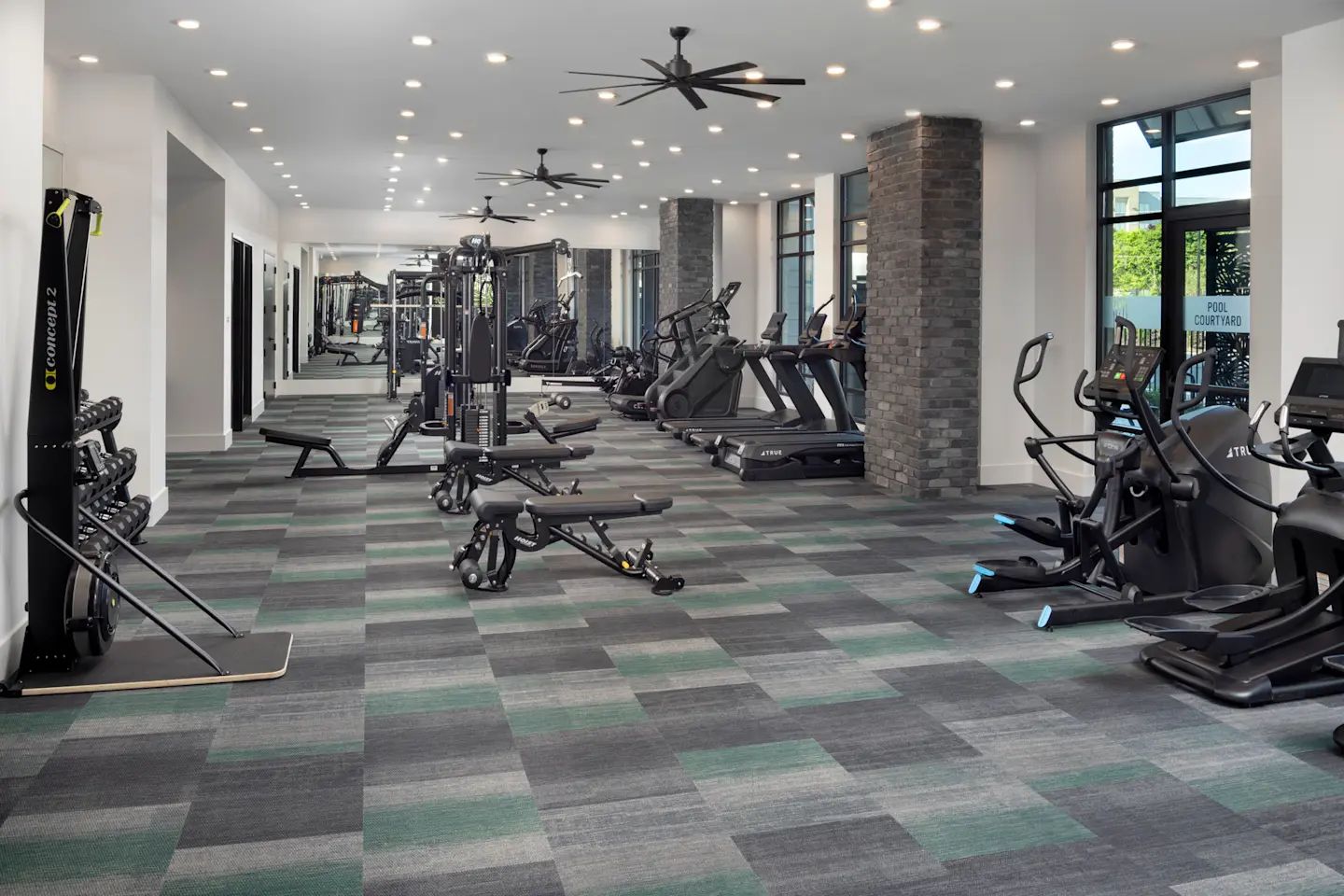 24x7 fitness club
